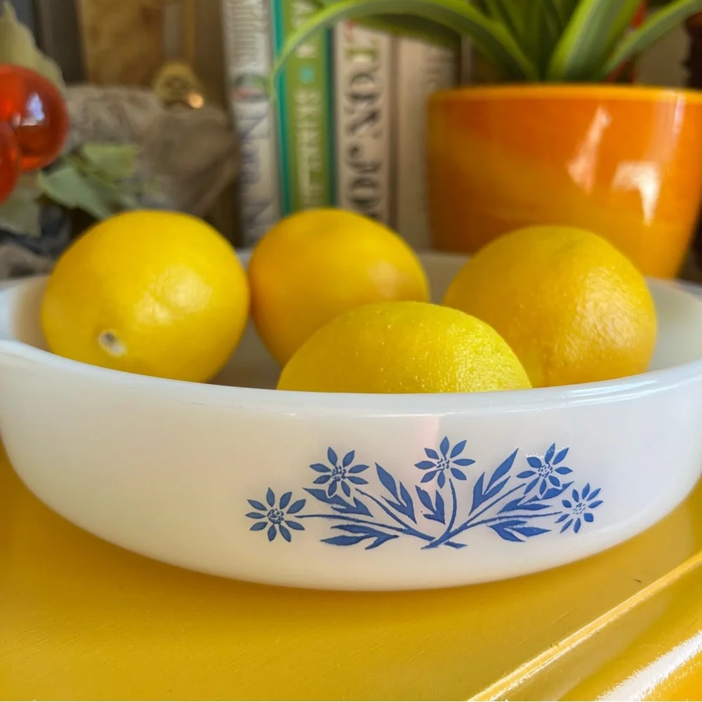 Vintage Anchor Hawking Cornflower 429 Casserole Dish